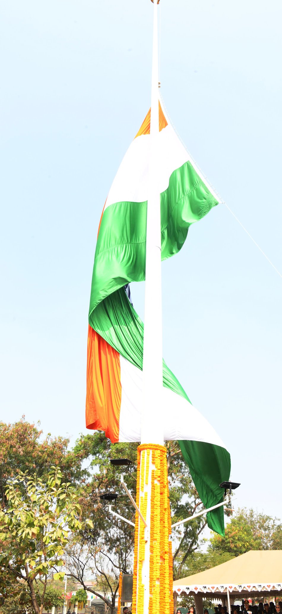 मेहदीपटनम गैरिसन में भारतीय राष्ट्रीय ध्वज का उद्घाटन