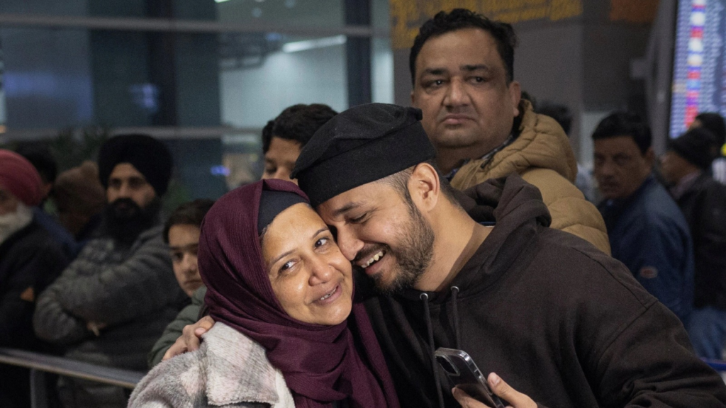 अन्य भारतीयों की सुरक्षा पर नजर