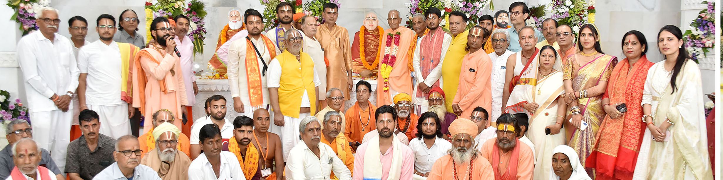 श्री खेमदास मठ में मूर्तियों की प्राण-प्रतिष्ठा और यज्ञ समारोह