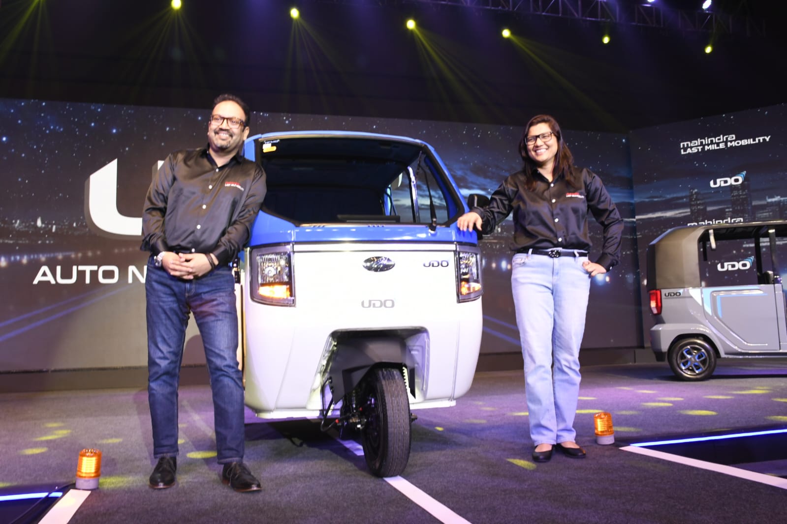 महिंद्रा उड़ो ई-ऑटो का हाईटेक्स में लोकार्पण