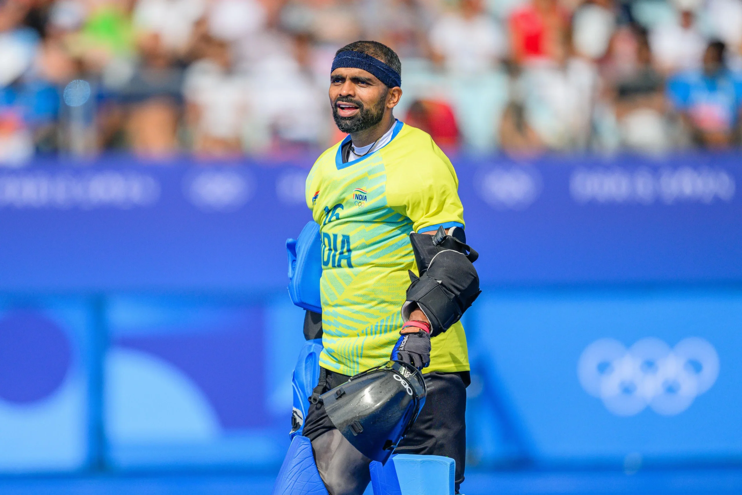 पीआर श्रीजेश जूनियर हॉकी टीम के साथ