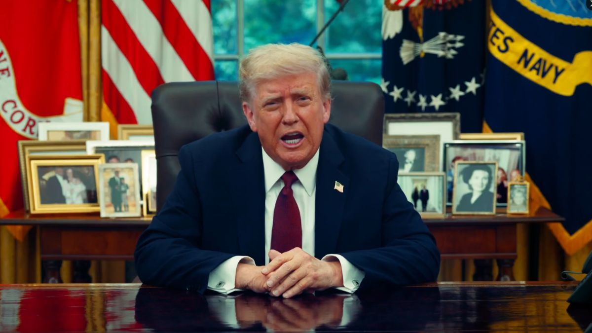 शुल्क के बहाने खोज रहे ट्रंप