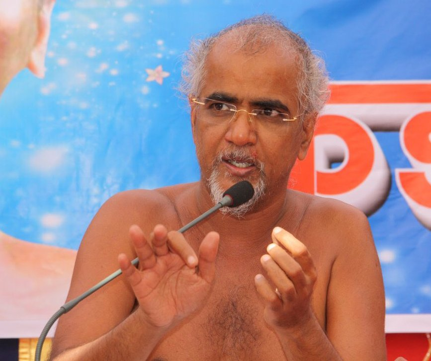 मुस्कुराओ और क्रोध छोड़ो: सुखी जीवन का सरल सूत्र