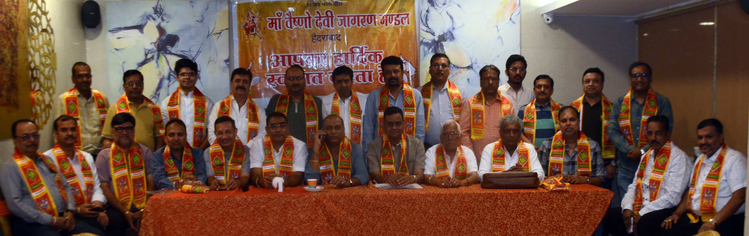 नुमाइश मैदान में आयोजित होने वाला माँ वैष्णो देवी जागरण