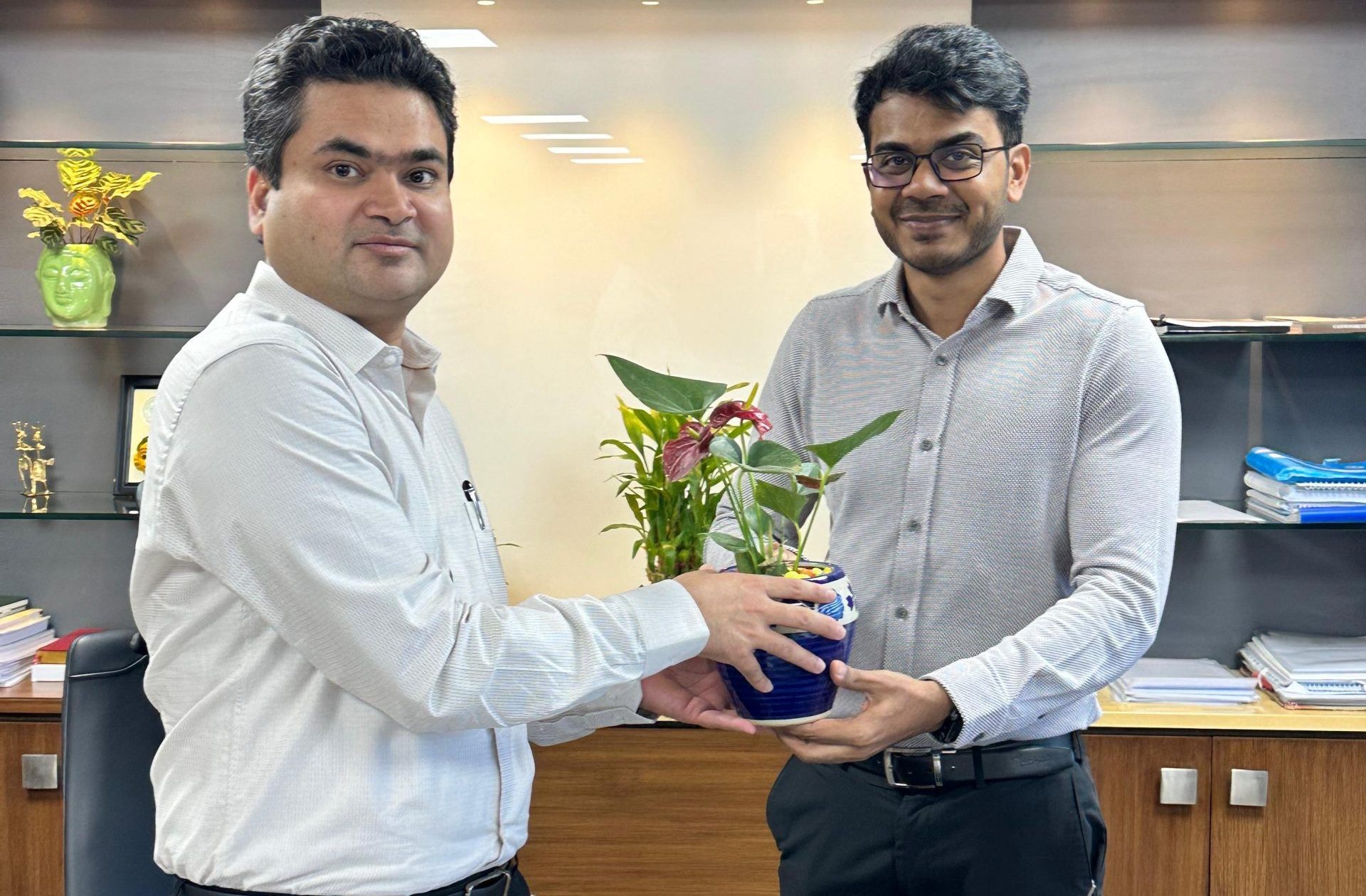 हैदराबाद मेट्रो में नए MD शिवेंद्र प्रताप का स्वागत