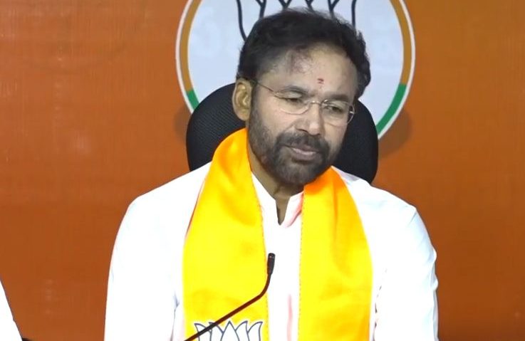 हैदराबाद में रेलवे विकास पर जानकारी देते केंद्रीय मंत्री जी किशन रेड्डी