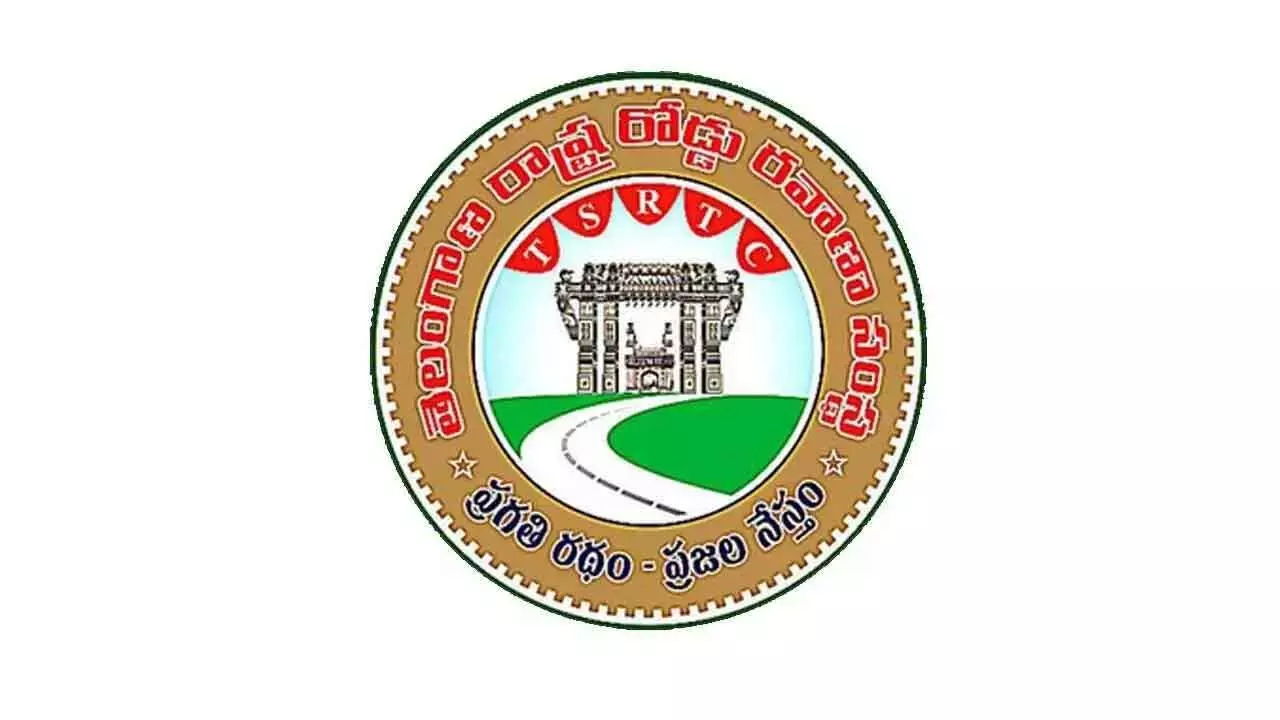 टीजीएसआरटीसी कर्मचारियों ने हड़ताल नोटिस सौंपा