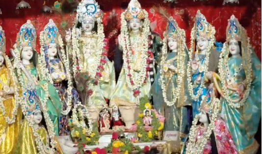 श्री अष्टसखी राधाकृष्ण देवस्थानम् में रंगपंचमी उत्सव
