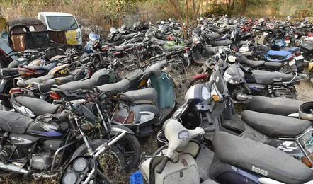 15 साल पुरानी बसों की जगह नए वाहन खरीदे जा रहे