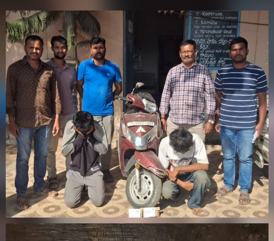 एसटीएफ ने पठनचेरु में ओजी कुश गांजा के साथ दो गिरफ्तार किए