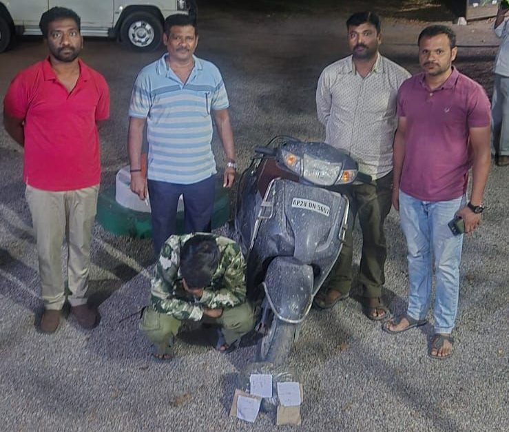 अत्तापुर में गांजा बरामदगी और गिरफ्तारी