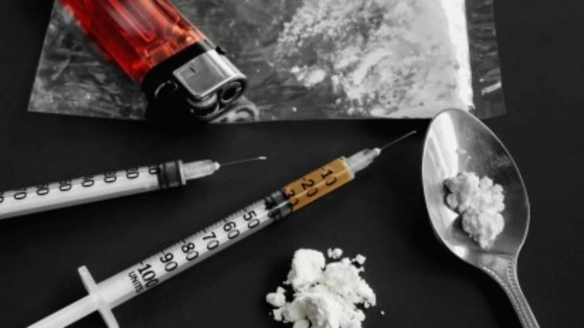 पुलिस द्वारा जब्त किए गए प्रतिबंधित इंजेक्शन