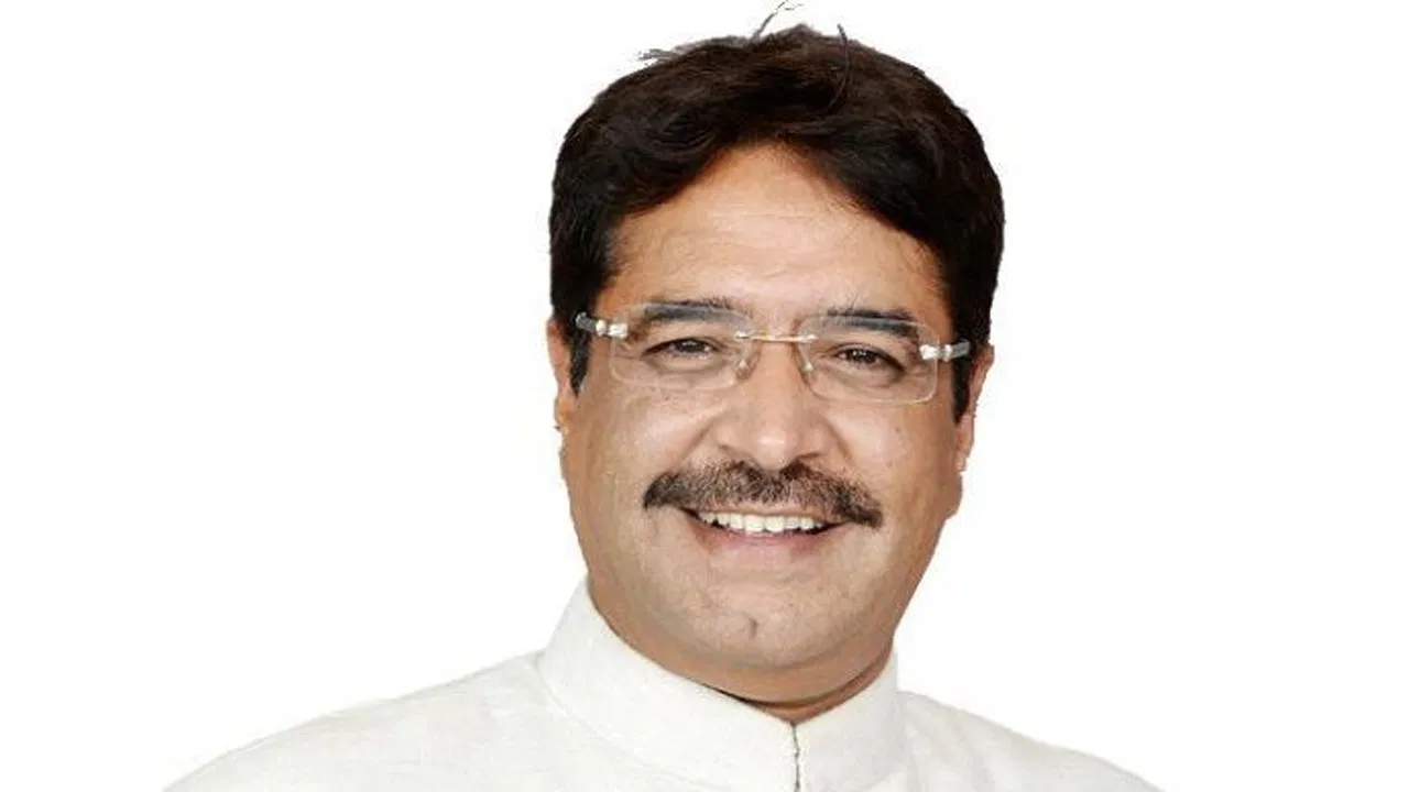 पुराने शहर के विकास कार्यों का दृश्य