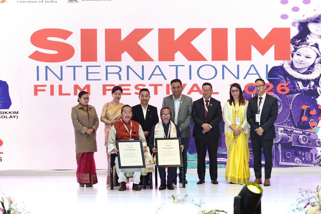 रचनात्मक अर्थव्यवस्था को बढ़ावा देने वाला बताया।