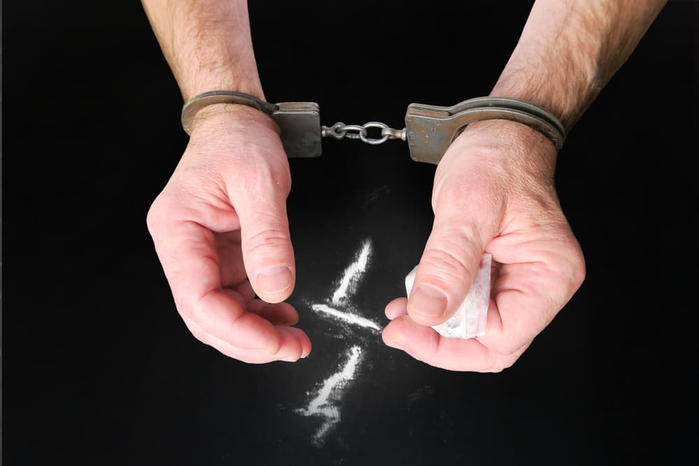 जम्मू-कश्मीर में 6 ड्रग तस्कर गिरफ्तार, हेरोइन बरामद