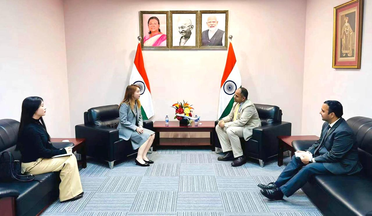 इंडिगो विमान शंघाई और कोलकाता के बीच उड़ान