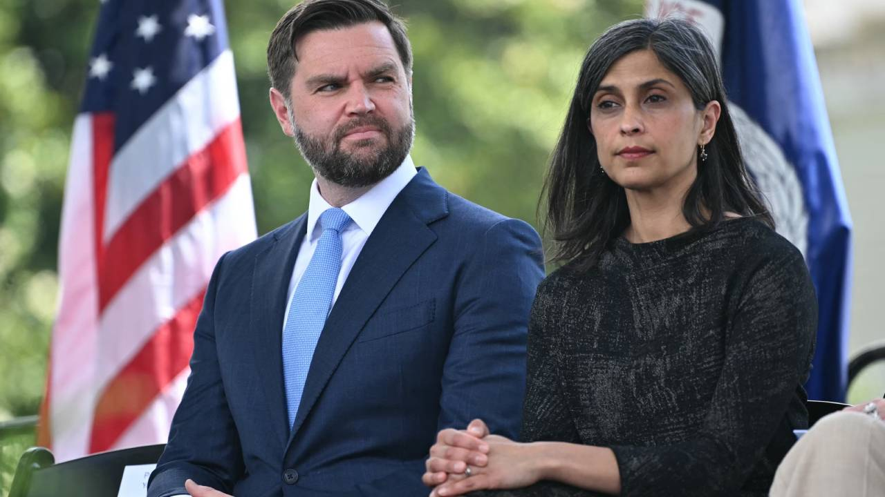 उषा वेंस ने कहा, वह हर मुद्दे पर अपने पति से सहमत नहीं होतीं, स्वतंत्र सोच पर दिया जोर।