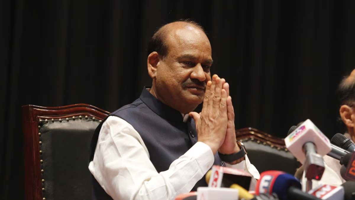 लोकसभा अध्यक्ष ओम बिरला संसद में