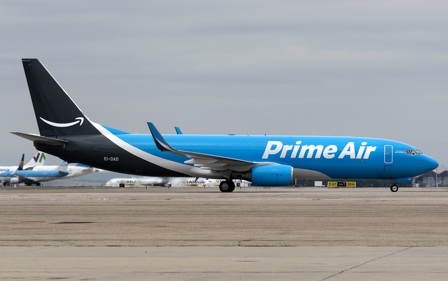 अमेजन एयर का विमान गुवाहाटी के लिए रवाना