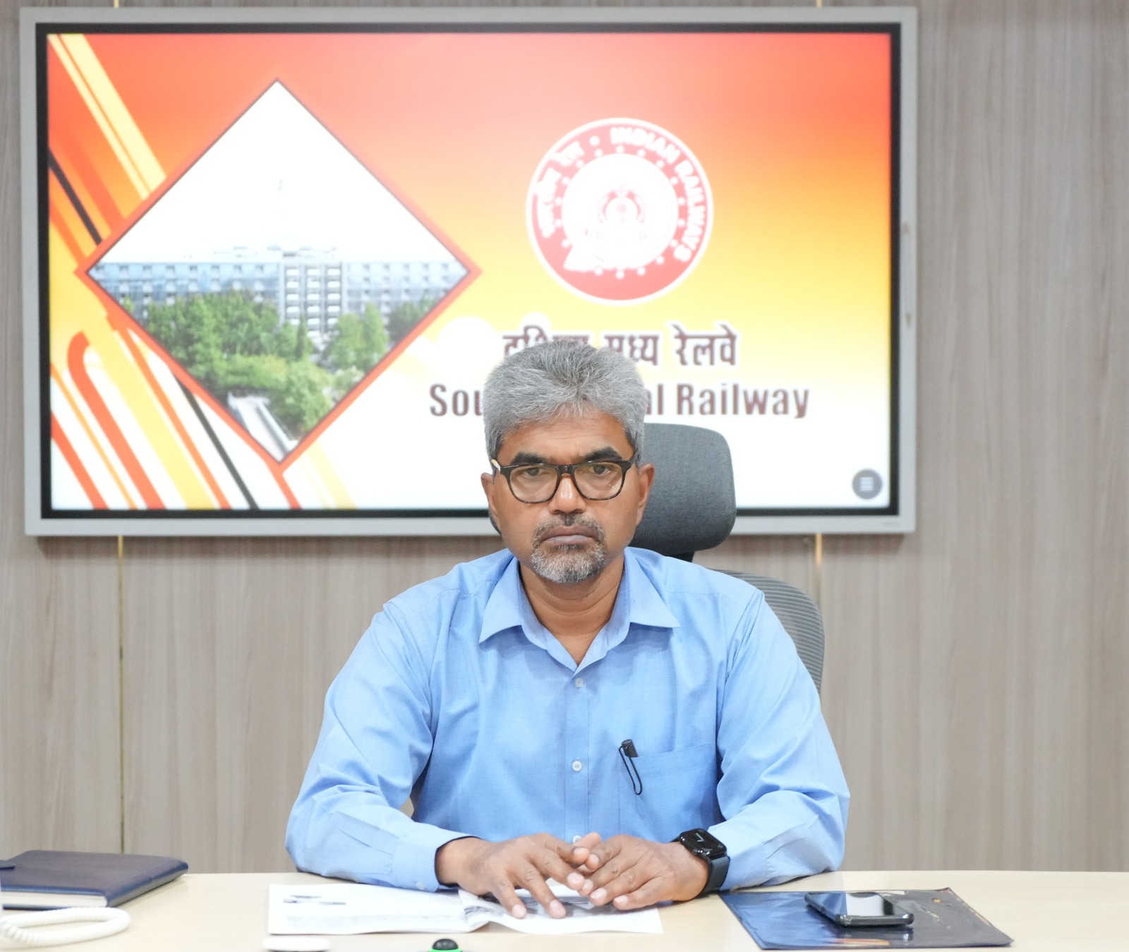 दक्षिण मध्य रेलवे महाप्रबंधक ने सुरक्षा समीक्षा की