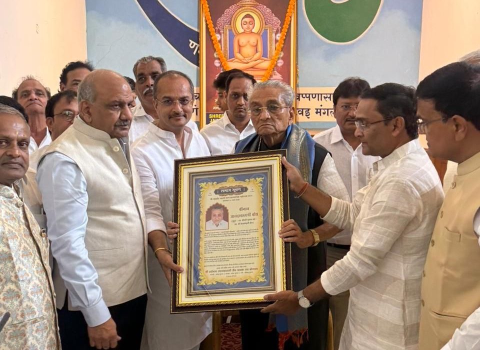 चार दिवसीय महावीर जन्म कल्याणक महोत्सव का आयोजन