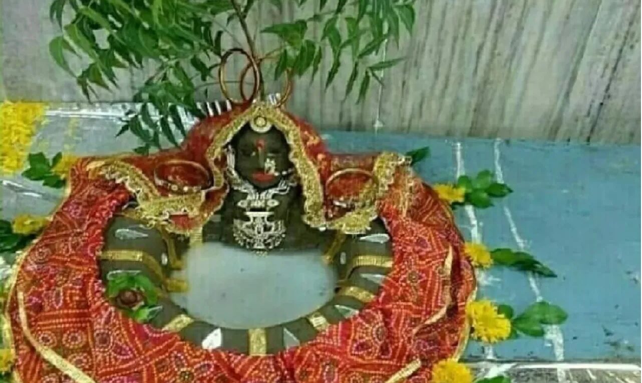 कजरी तीज : अखंड सौभाग्य का व्रत है - Daily Hindi Milap